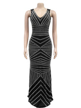 Sexy Rhinestone V Neck Sleeveless Mesh Party Dress