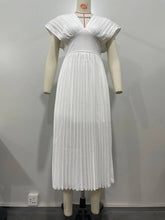 Elegant V-Neck Sleeveless Cinched Waist Pleated Dress