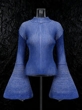 Fashion Round Neck Striped Flare Sleeve Slim Sweater