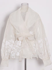 Retro Bubble Sleeve Lace-up Slim Shirt