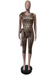 Sexy Leopard Print Elastic Crop Top Capri Pants Set