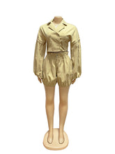 Fashion Turndown Collar Crop Top And Shorts Set