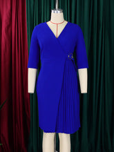 V-neck Slim Pleated Dress