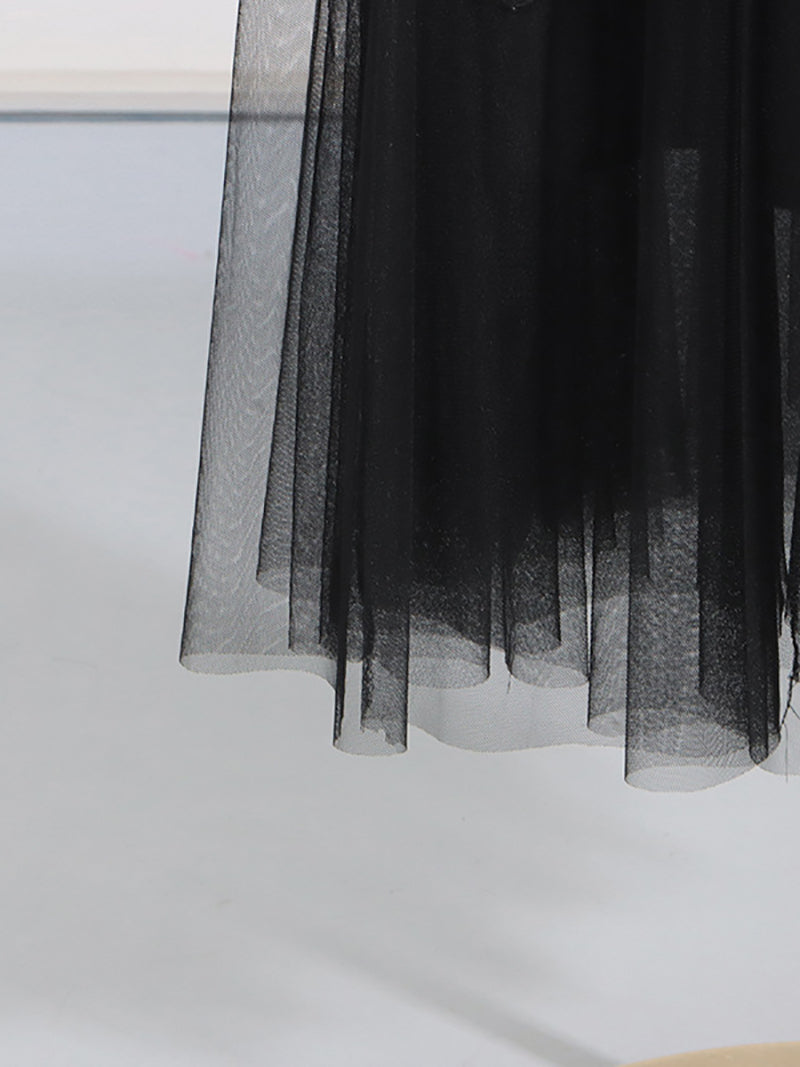 Elegant Embroider Hollow Tops Mesh Pleated Skirt Sets