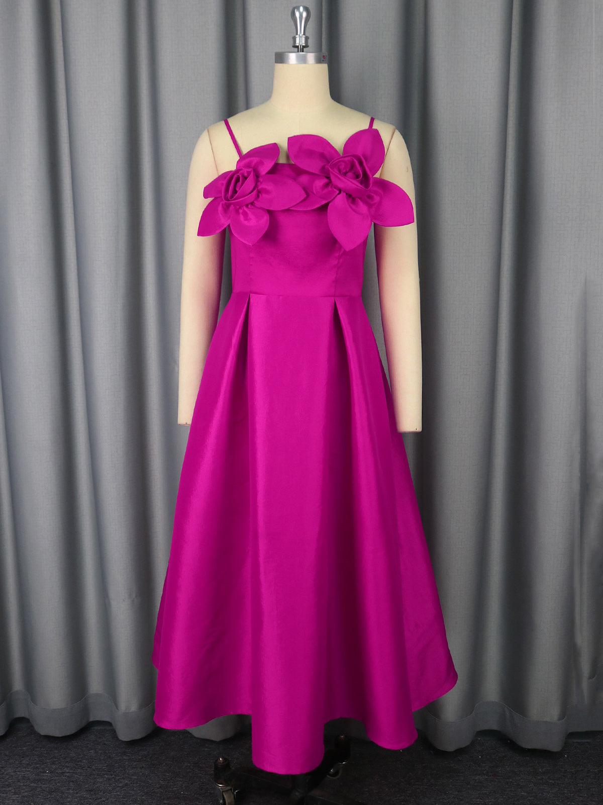 Elegant Appliques Cinched Waist Slip Dress