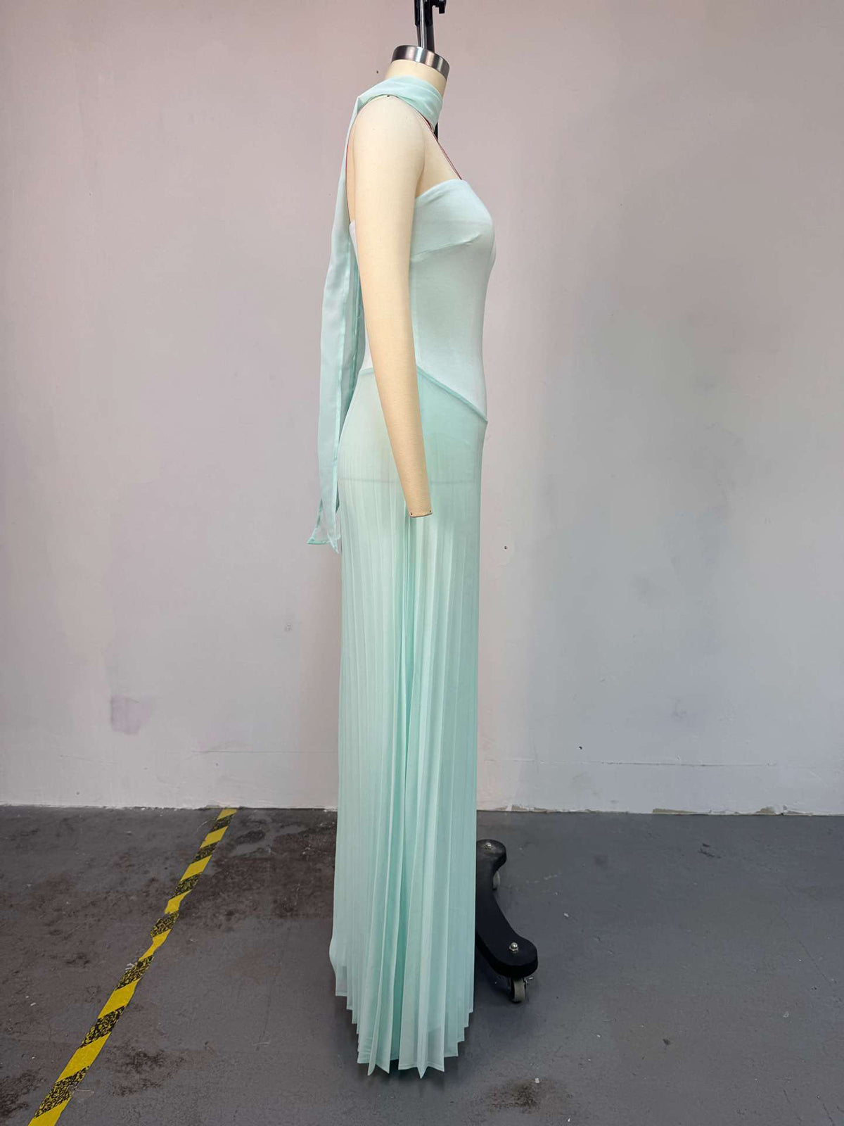 Elegant Scarf Strapless Slim Maxi Dress