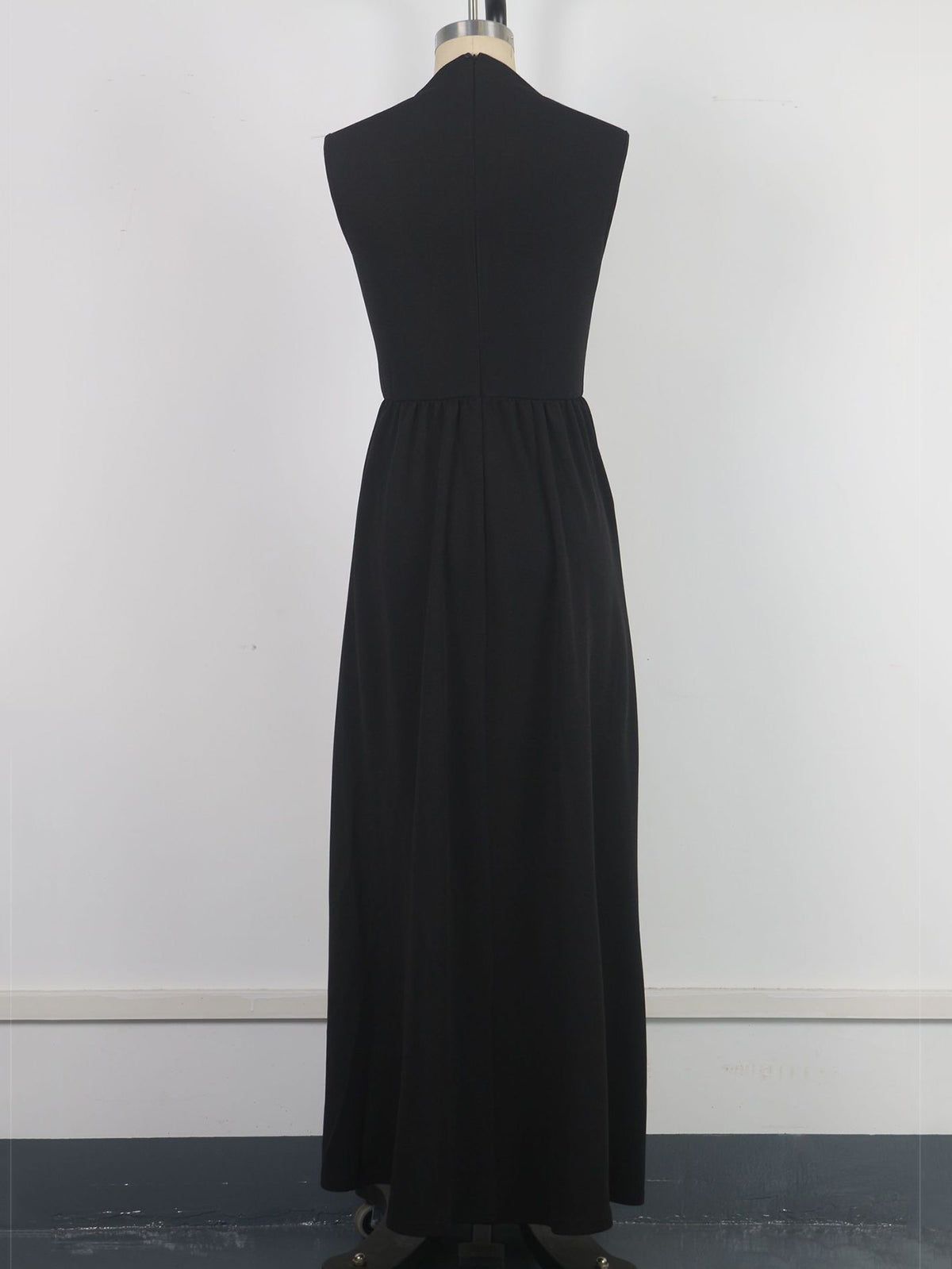 Elegant Crew Neck Sleeveless Contrast Color Slim Dress