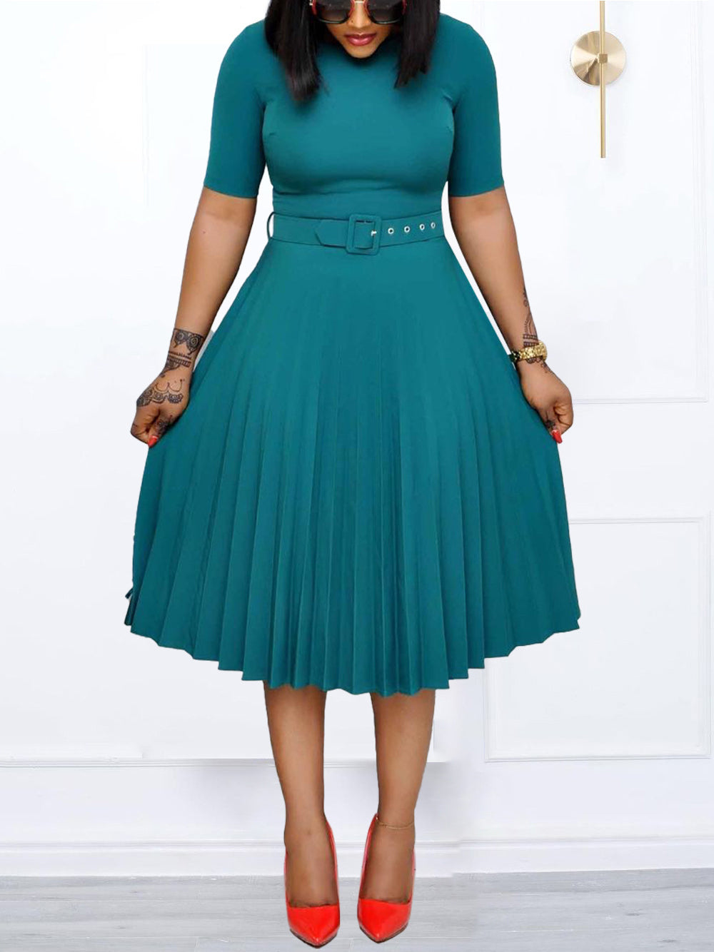 Elegant Round Neck Party Pleated Dress