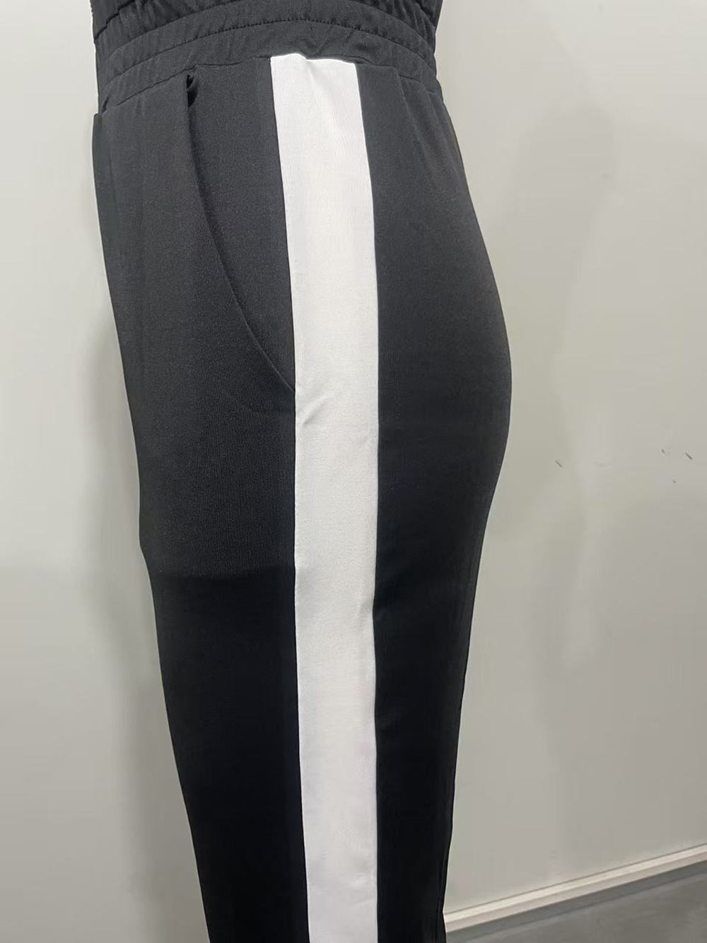 Casual V-neck Short Sleeve Zipper Jumpsuit