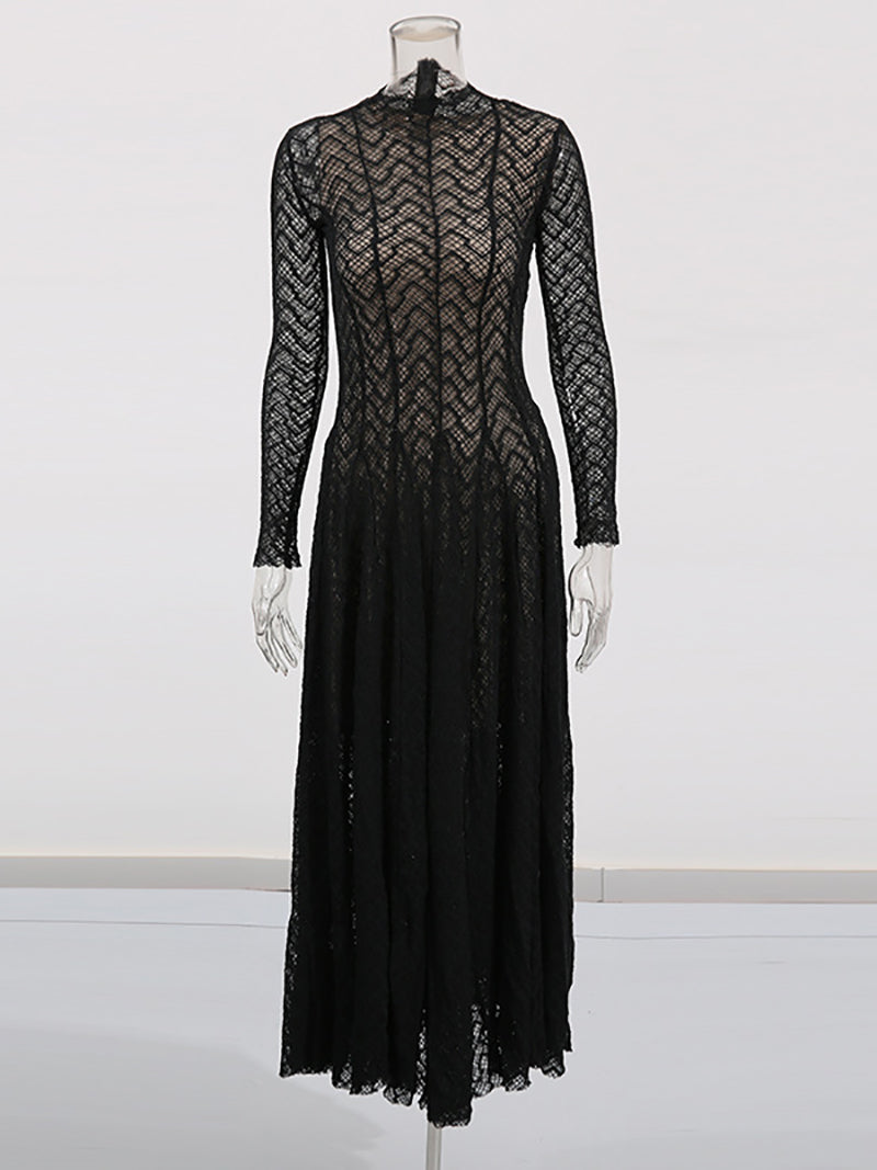 Elegant Wavy-pattern Lace Maxi Dress