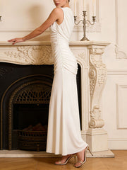 Elegant Round Neck Sleeveless Pleated Dress