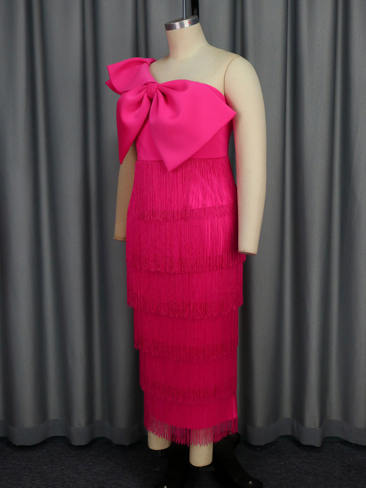 Elegant One Shoulder Bow Backless Slim Fit Fringe Dress