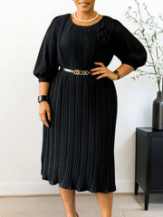Elegant Plus Size Round Neck Pleated Cut Dress