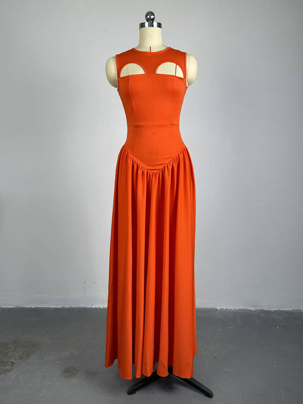 Round Neck Hollow Sleeveless Slim Maxi Dress