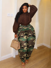 Curved Panel Wide Leg Barrel Jeans