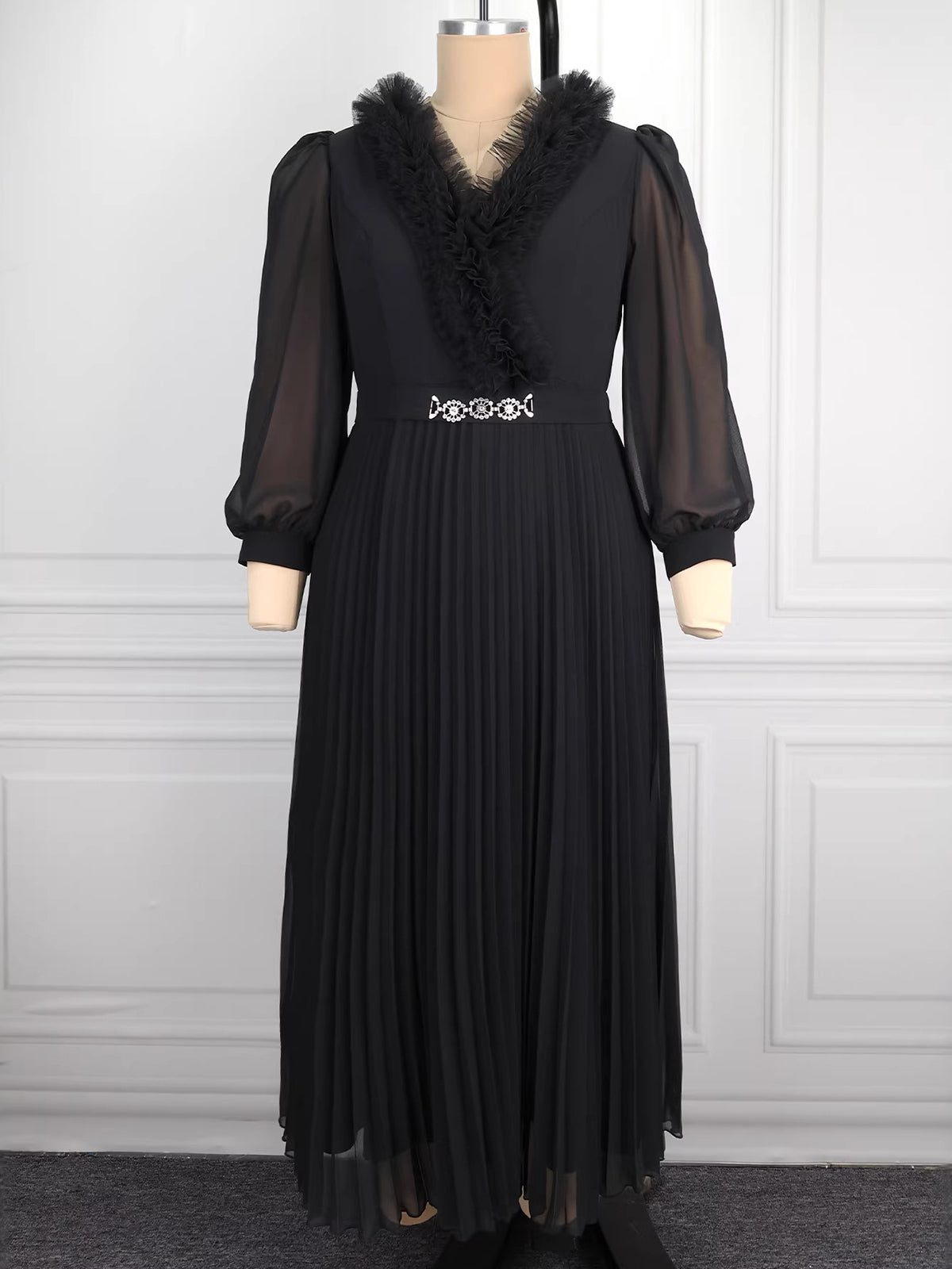 Elegant V Neck Chiffon Long Sleeve Pleated Dress