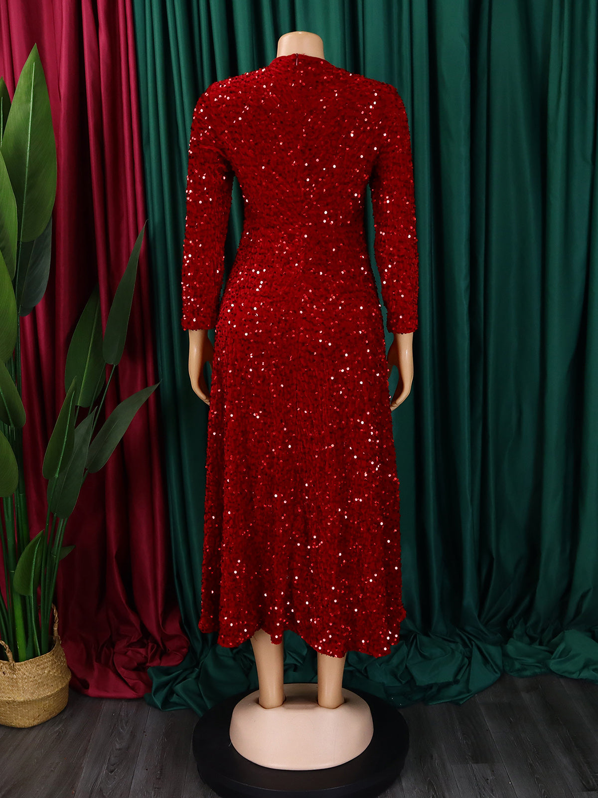 Round Neck Sequin Slim Party Dress