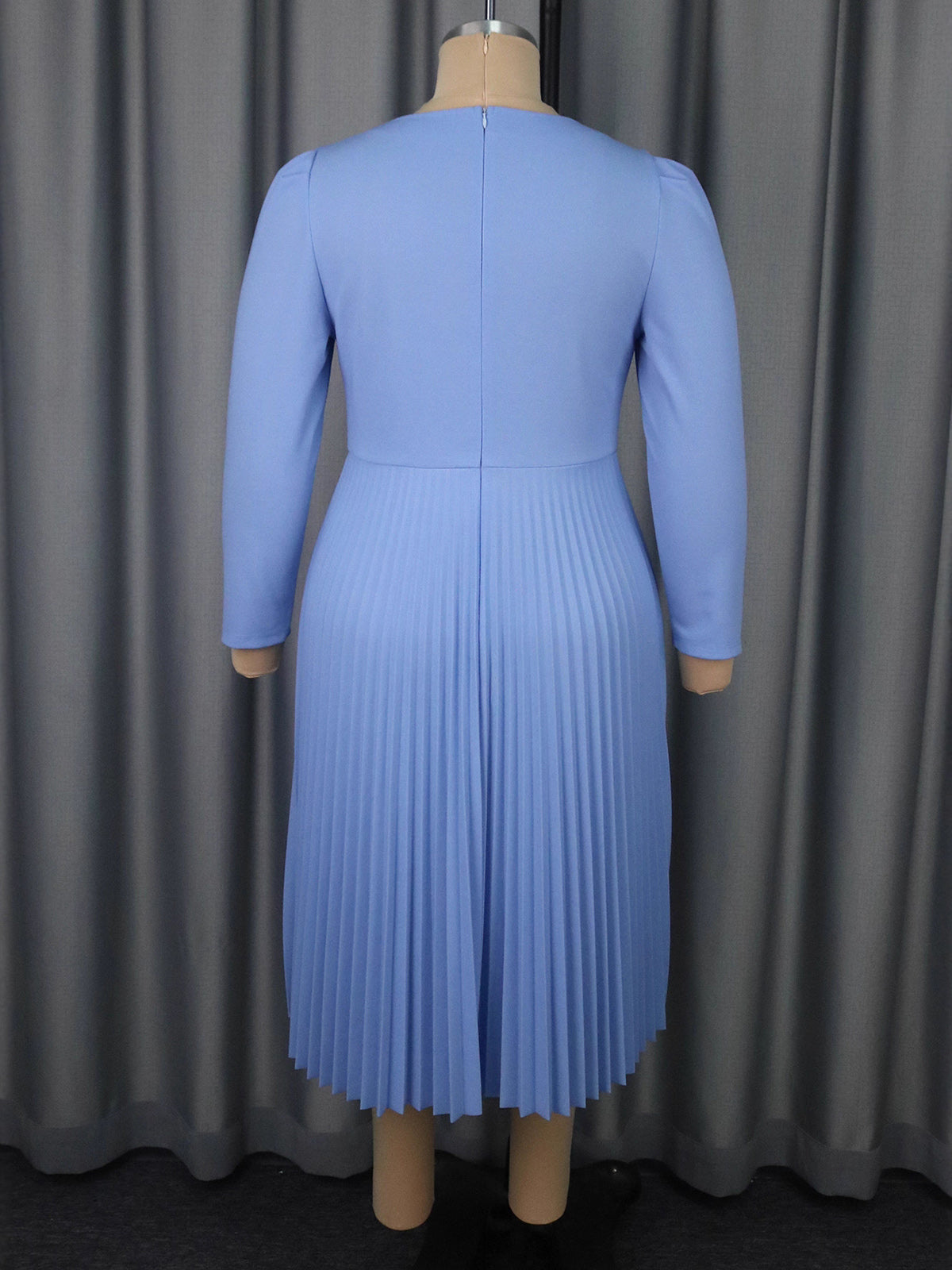 Elegant O Neck Flower Embellishment Pleated Midi Dress