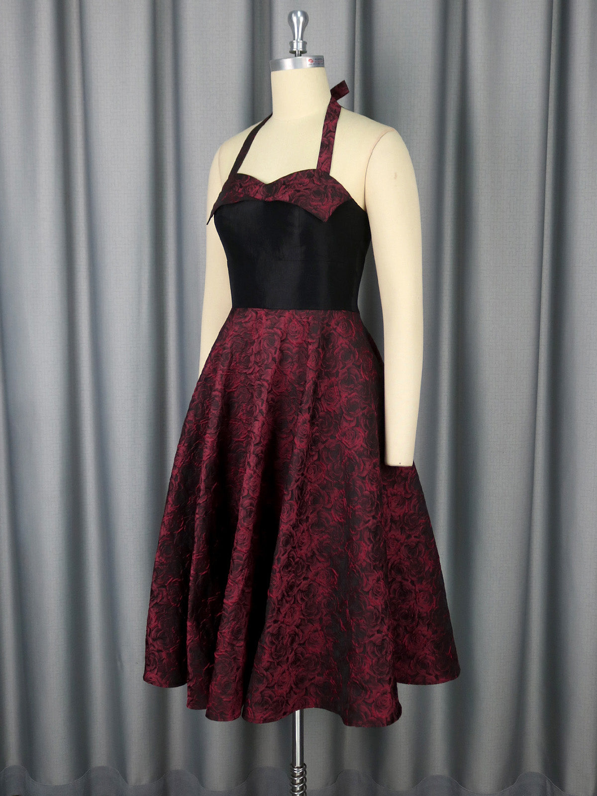 Elegant Jacquard Halter Cinched Waist Party Dress Gown