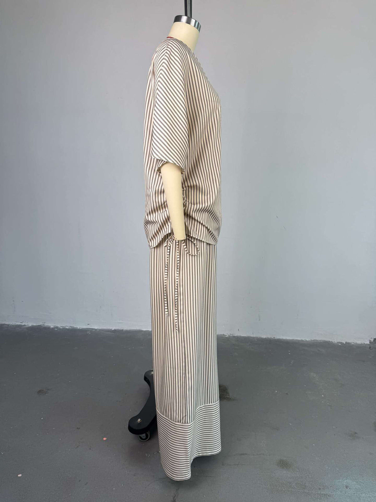 Fashion Stripe V-neck Shirt Wide Leg Pant 2 Piece Set