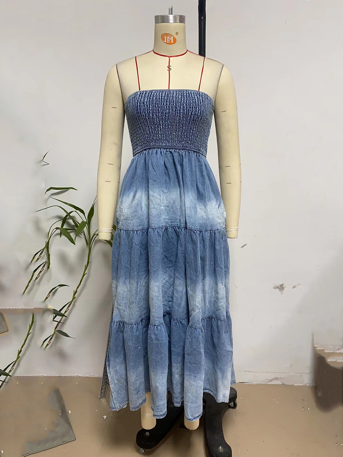 Fashion Strapless Tiered Slit Denim Dress