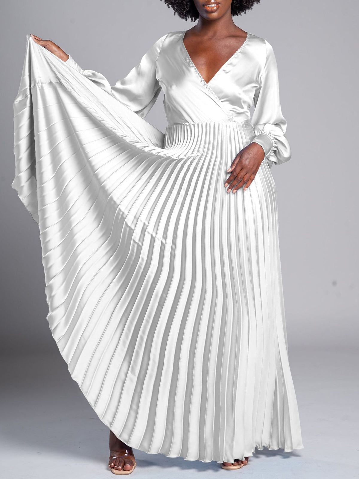 Fashion V-neck Long Sleeve Pleated Dress