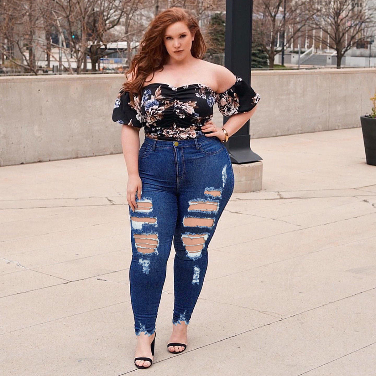 Plus Size Casual Ripped Jeans