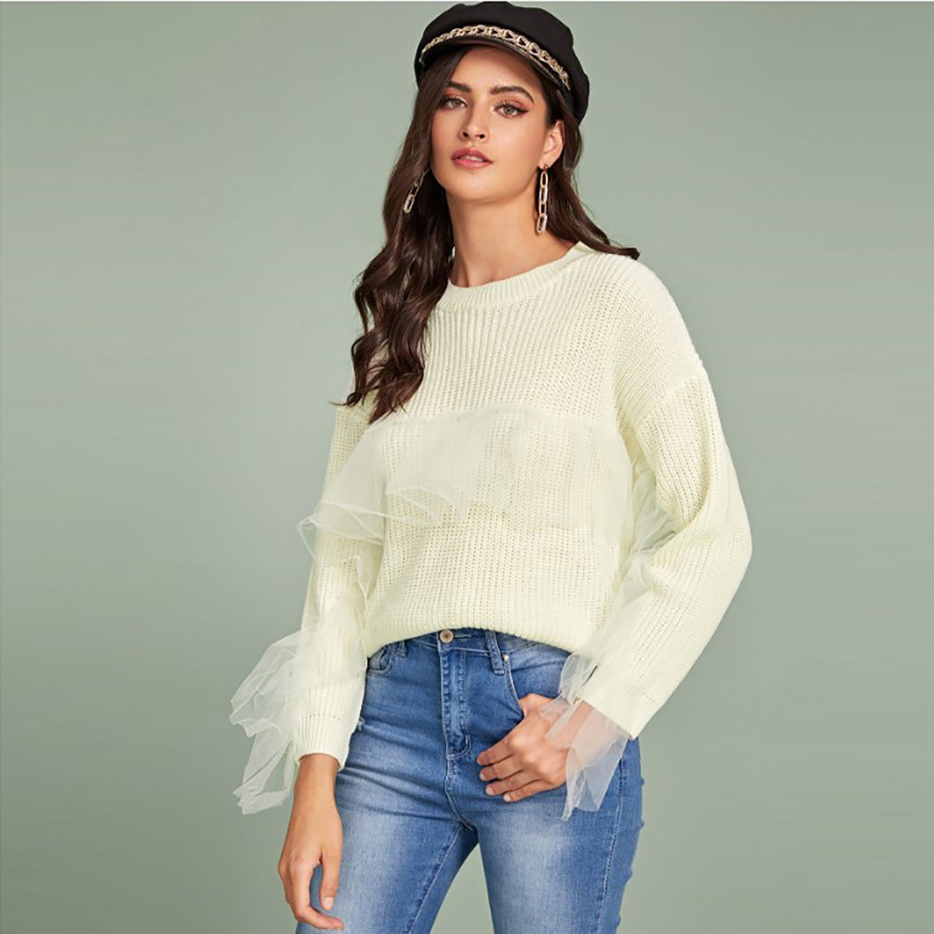 Round Collar Ruffles Knit Sweater